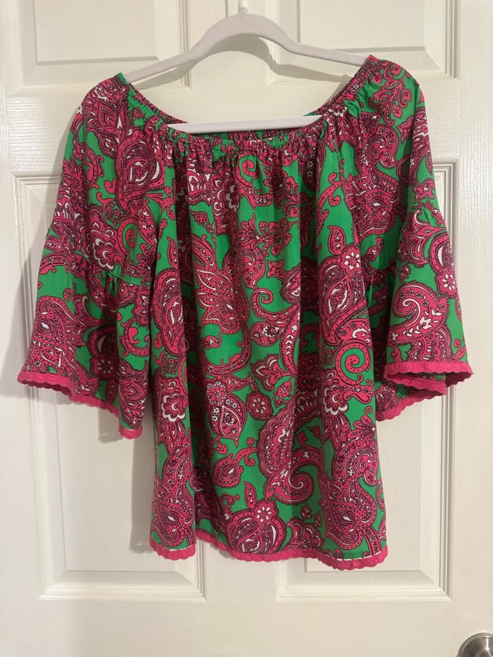 Crown & Ivy Green and Pink Paisley Up or Off Shoulder Blouse
